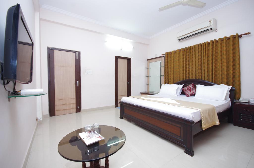Hotel Horizon Residency Haydarabad Oda fotoğraf