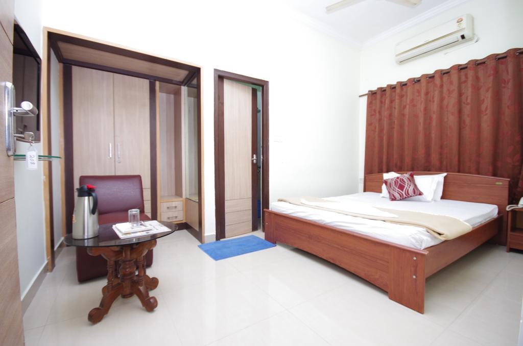 Hotel Horizon Residency Haydarabad Oda fotoğraf